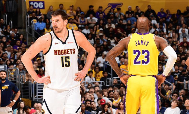 世界杯官方app-55分+47分+46分！历史首人！这就是他能拿4年2.7亿顶薪美金的原因